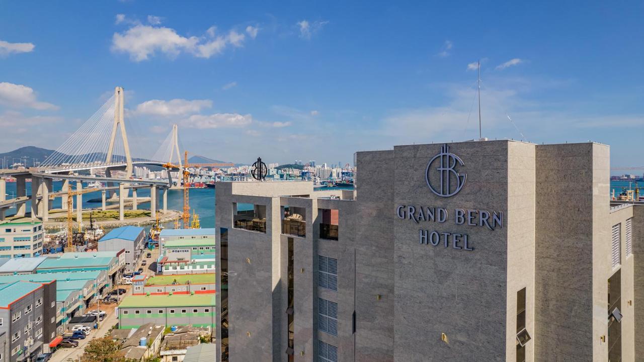 Yeongdo Grandbern Hotel 釜山広域市 エクステリア 写真
