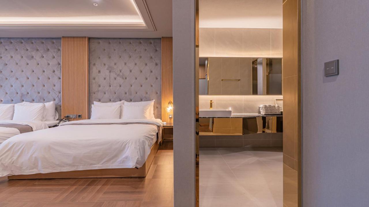 Yeongdo Grandbern Hotel 釜山広域市 エクステリア 写真