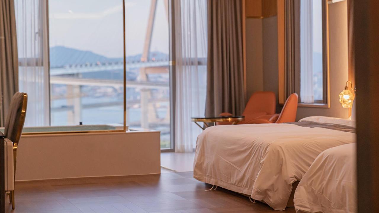 Yeongdo Grandbern Hotel 釜山広域市 エクステリア 写真