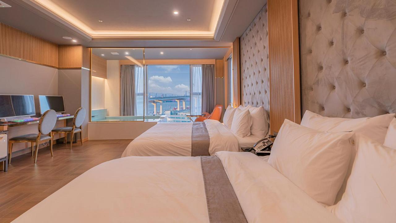 Yeongdo Grandbern Hotel 釜山広域市 エクステリア 写真