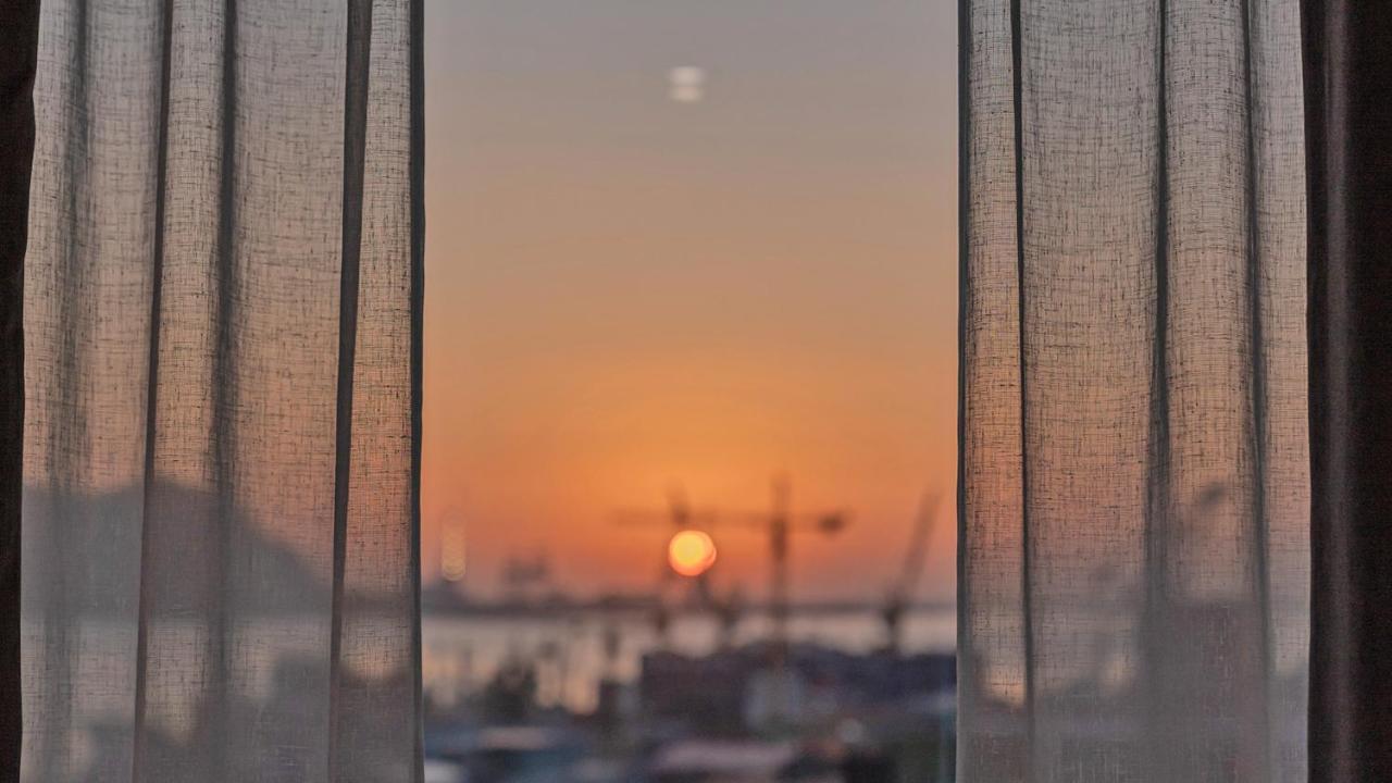 Yeongdo Grandbern Hotel 釜山広域市 エクステリア 写真
