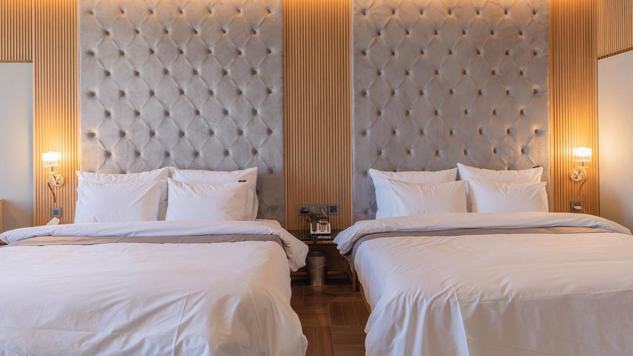 Yeongdo Grandbern Hotel 釜山広域市 エクステリア 写真