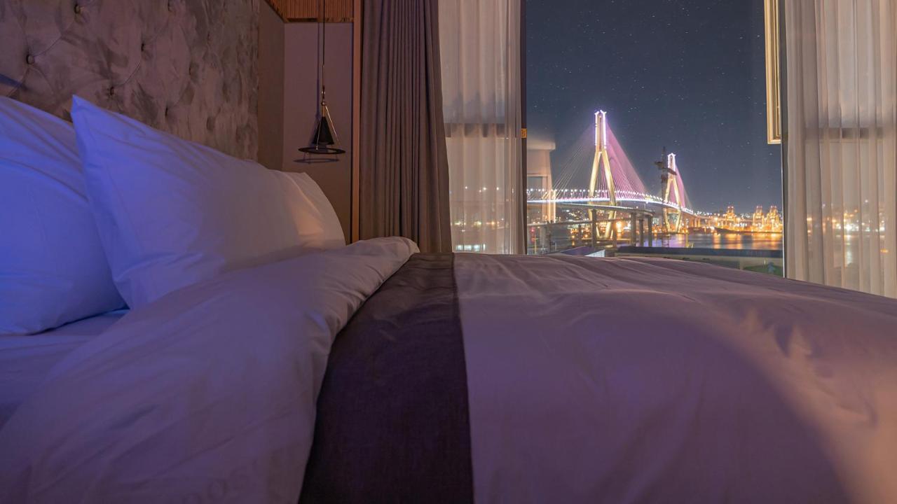 Yeongdo Grandbern Hotel 釜山広域市 エクステリア 写真