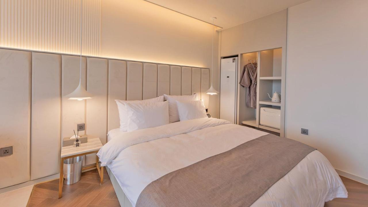 Yeongdo Grandbern Hotel 釜山広域市 エクステリア 写真